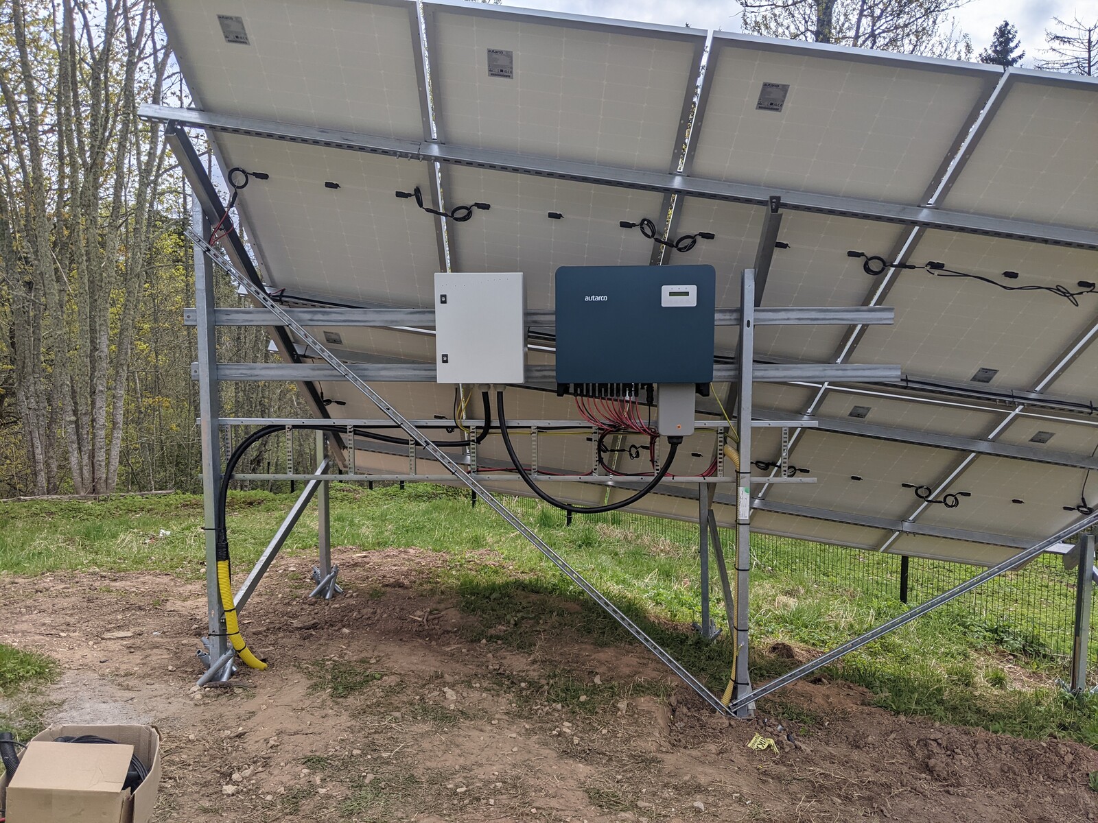 Päikesepaneelide elektriühenduste paigaldus